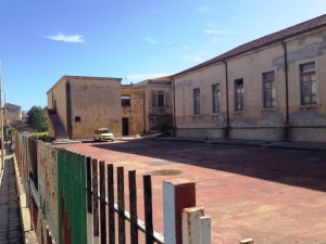Acquedolci, preoccupazione per i furti a scuola