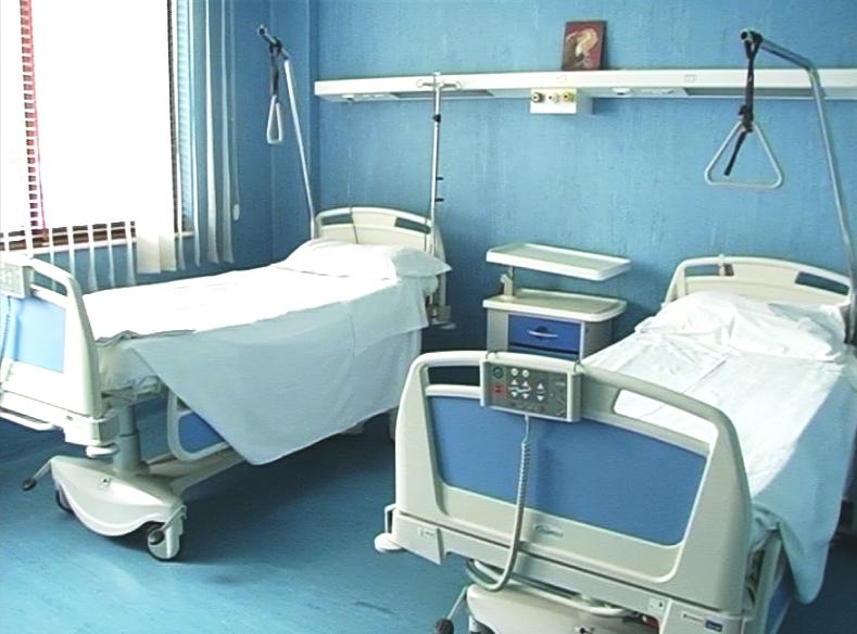Salute, Schifani: «Un incentivo economico ai medici degli ospedali di zone disagiate»
