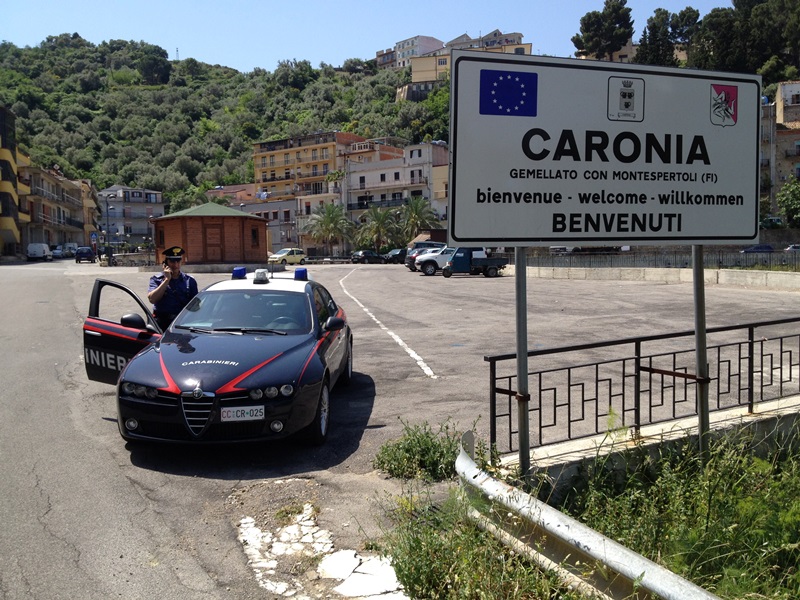 Caronia, 74enne arrestato dai Carabinieri per maltrattamenti e lesioni contro la moglie.