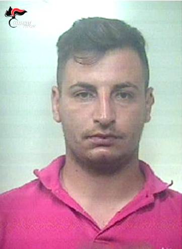 Tentata estorsione, padre e figlio in manette