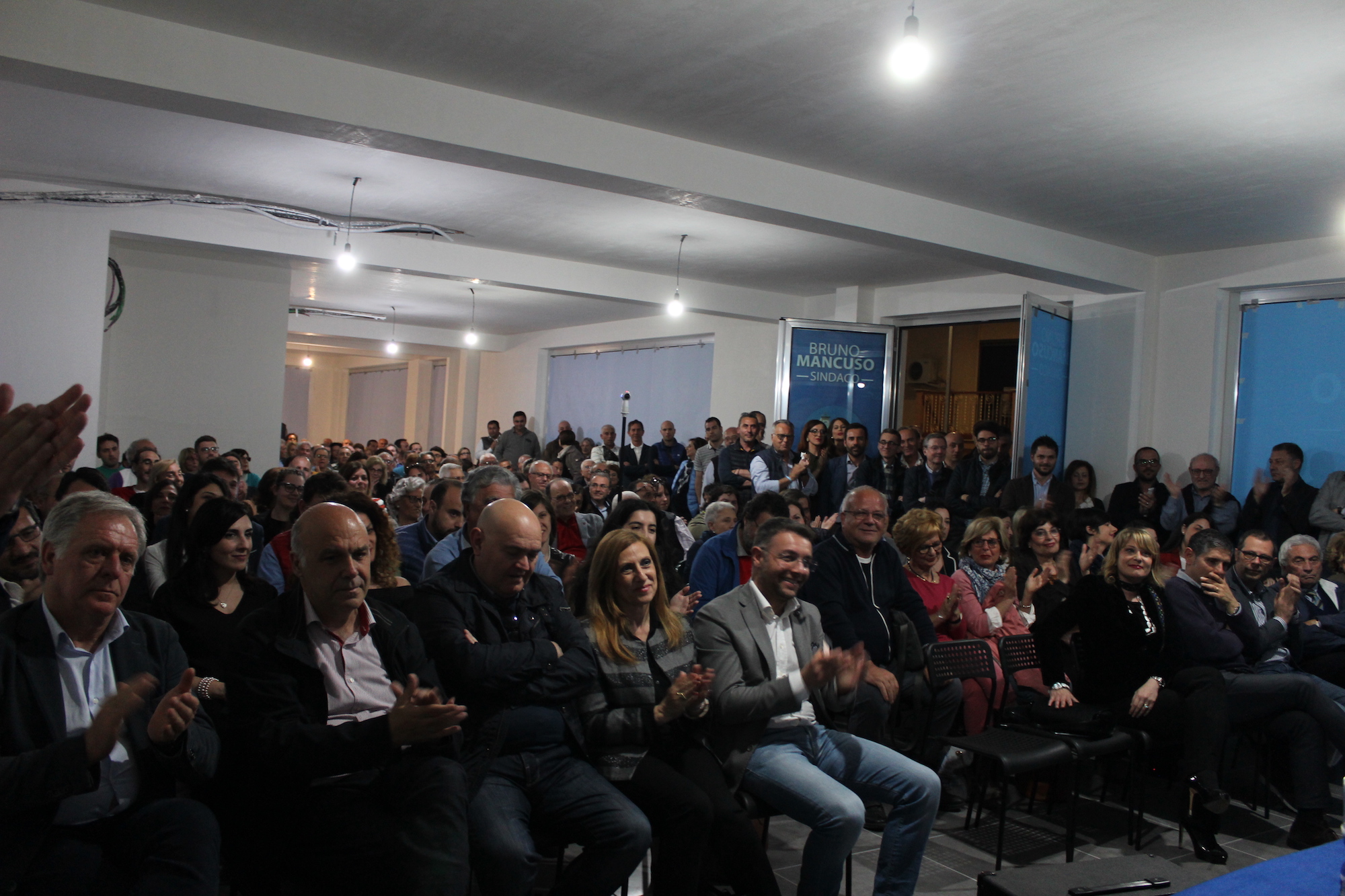 Mancuso apre la sede elettorale: “Uniti, coraggiosi e saggi, per amore di Sant’Agata”