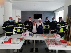 Fiori al cimitero, pasti per i bisognosi, uova, giocattoli, donazioni. Una straordinaria Sant’Agata solidale.