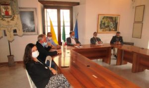 “Rinascita santagatese”, 150 commercianti insieme per la ripresa. Le proposte nell’incontro con l’amministrazione.