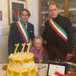 Sant'Agata festeggia i 111 anni della signora Giuseppina Comandè. E' la donna più longeva di Sicilia